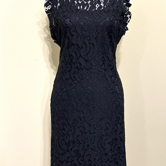 Like new Alexia Admor Cap Sleeve Lace Sheath Dress - Picture 7 of 12